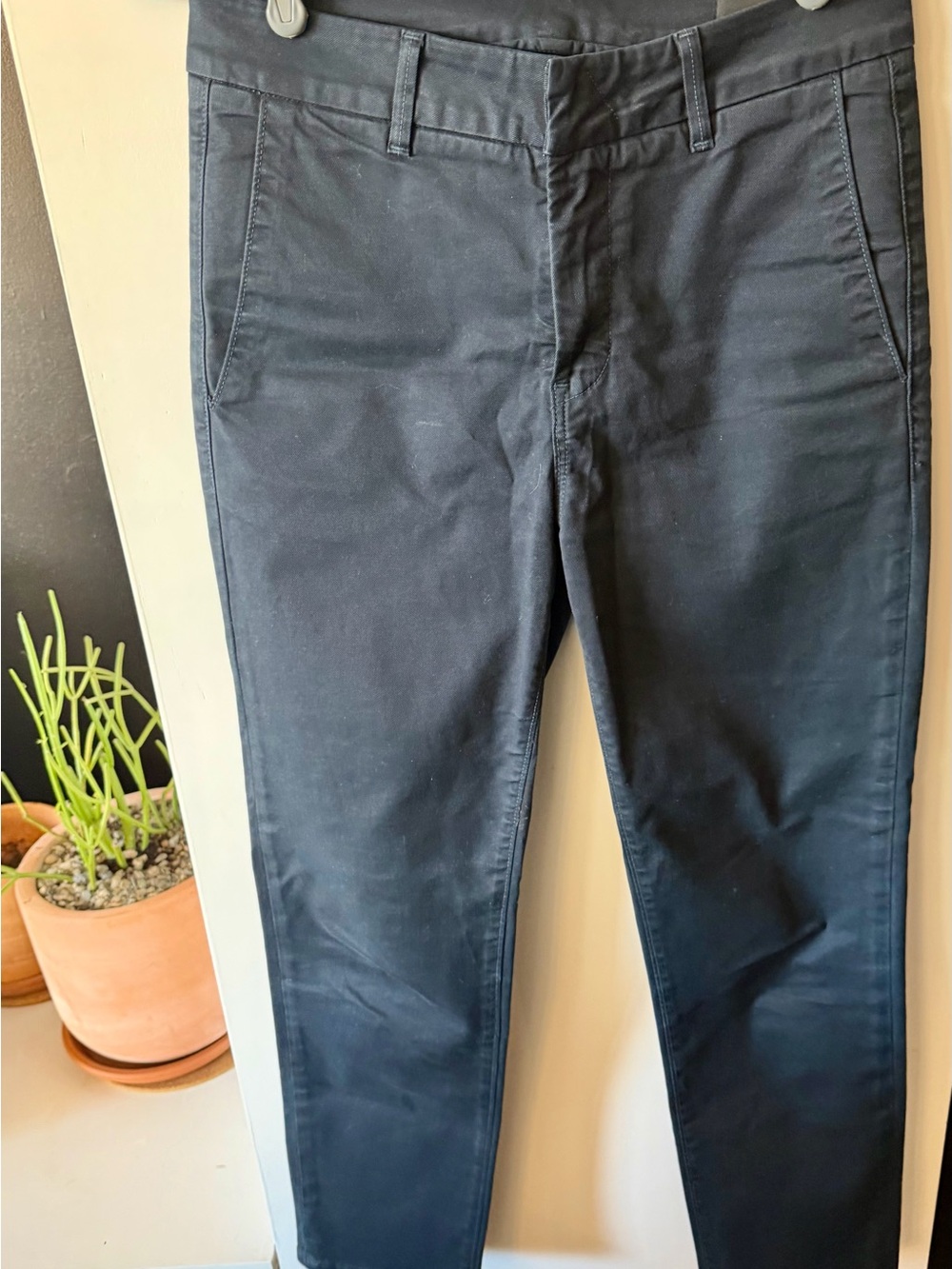 Vince Dark Navy Ankle-Length Cropped Pants